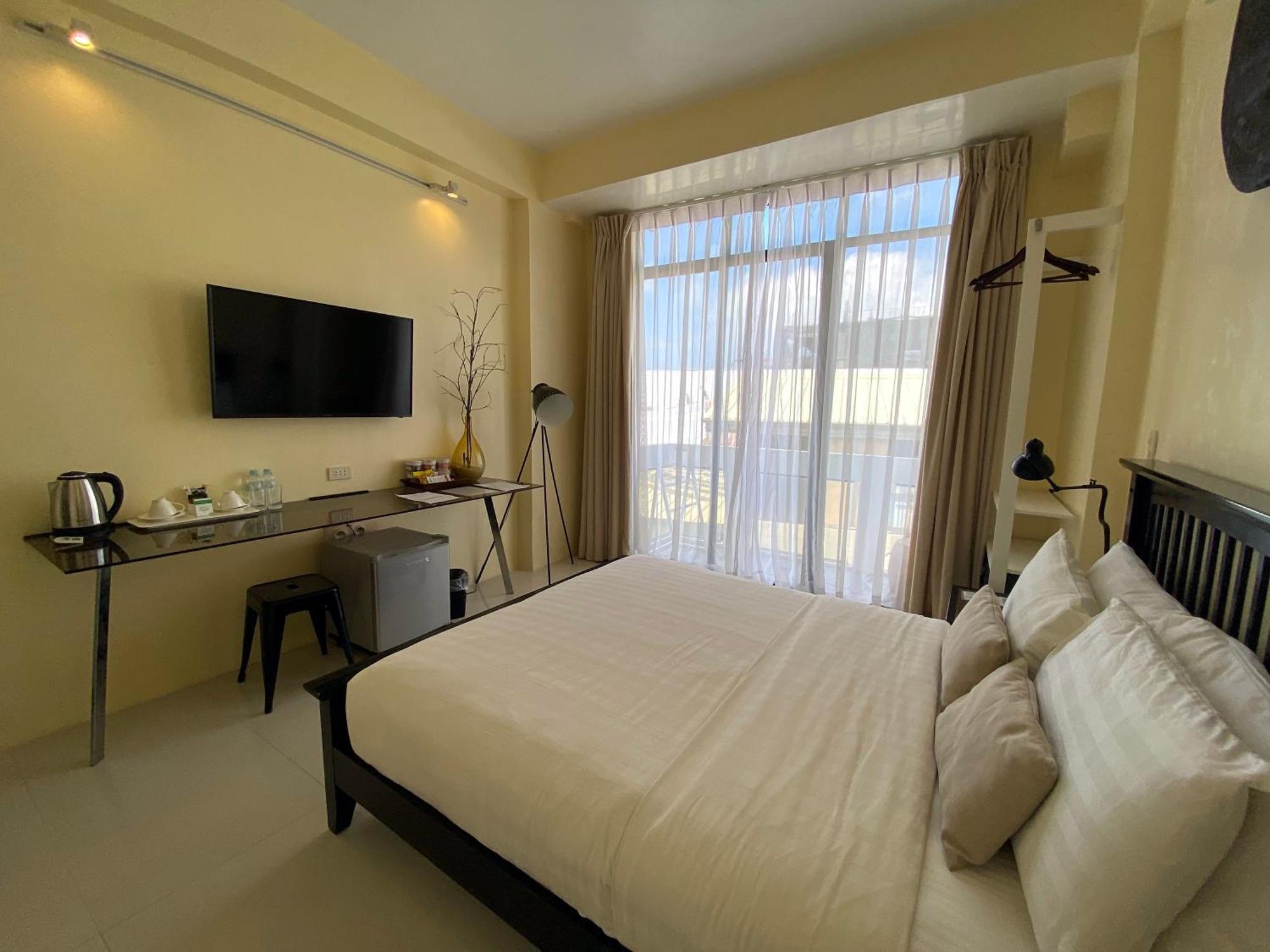 Hotel Luxx Boutique Boracay