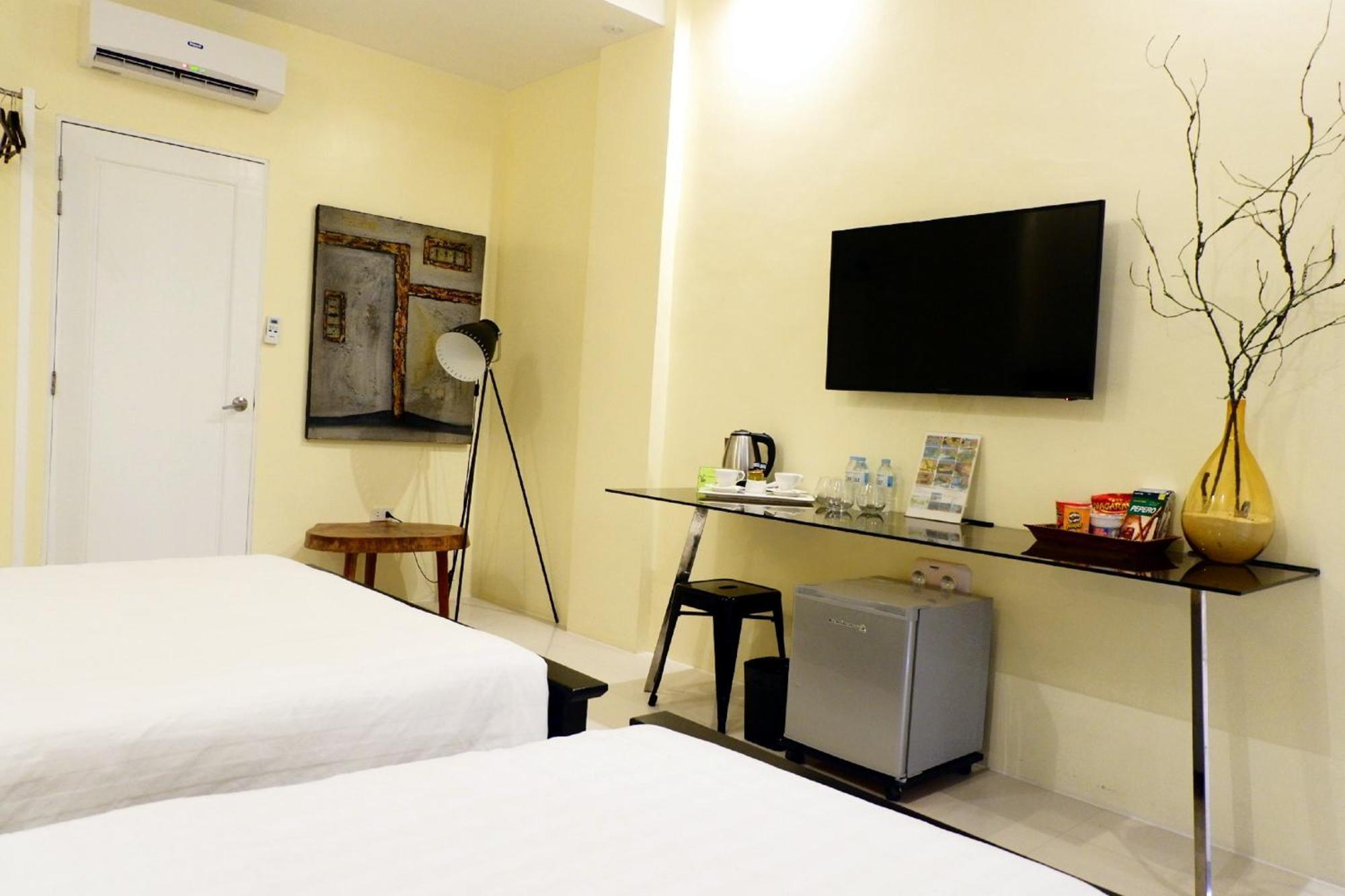 Luxx Boutique Boracay Hotel 3*