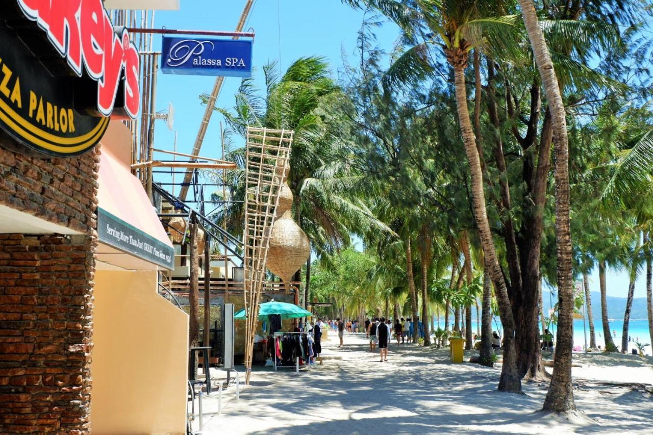 Luxx Boutique Boracay Balabag (Boracay)